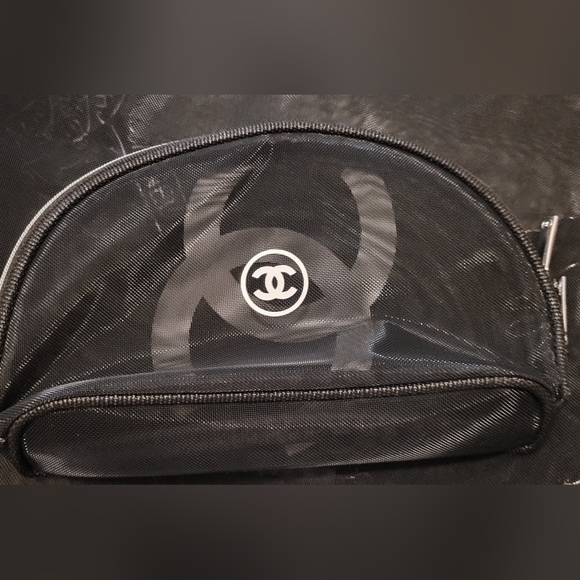 Chanel Black Mesh Tote with Chain Detail and Pouch - Picture 5 of 6